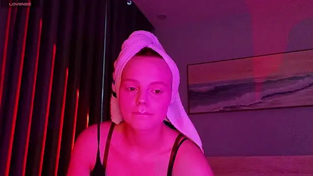 mollybossy online show from May 2026 12:37:01 AM