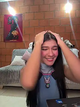 Snapshot of xayah_cute chatting on April 2026 05:41:01 AM xayah cute online show from April 2026 05:41:01 AM