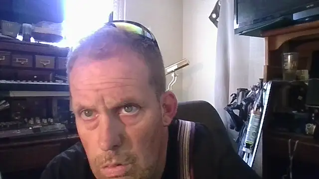 Snapshot of strokingjoe14585 chatting on April 2026 06:49:02 PM strokingjoe14585 online show from April 2026 06:49:02 PM
