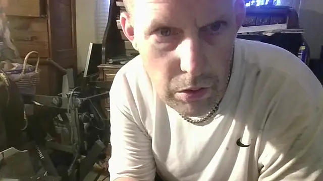 Snapshot of strokingjoe14585 chatting on May 2026 11:34:01 PM strokingjoe14585 online show from May 2026 11:34:01 PM
