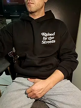 lucasardyn online show from March 2026 05:41:01 PM