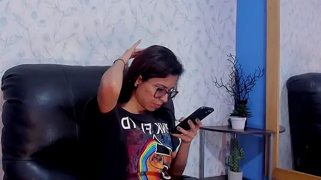 Snapshot of Emily_Lopera chatting on July 2026 03:51:02 PM Emily Lopera online show from July 2026 03:51:02 PM