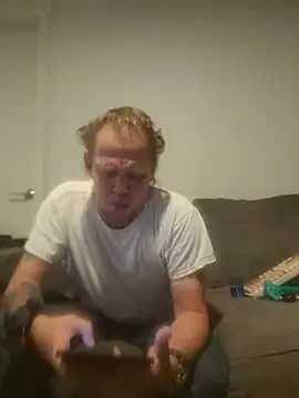 yourMasterisBored online show from April 2026 02:27:02 AM