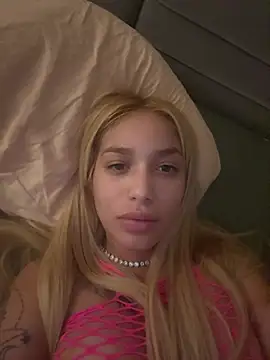 Brazilianblond online show from March 2026 11:33:01 PM