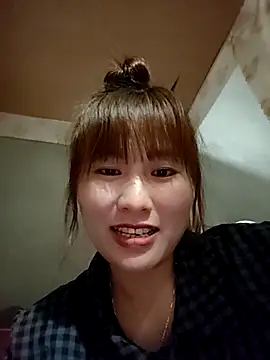 Lucxy-ki6 online show from March 2026 01:36:02 PM