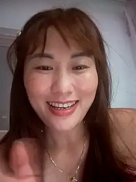 Lucxy-ki6 online show from April 2026 01:03:01 PM