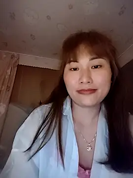 Lucxy-ki6 online show from April 2026 02:48:02 PM