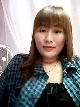 Snapshot of Lucxy-ki6 chatting on May 2026 12:43:01 PM Lucxy-ki6 online show from May 2026 12:43:01 PM