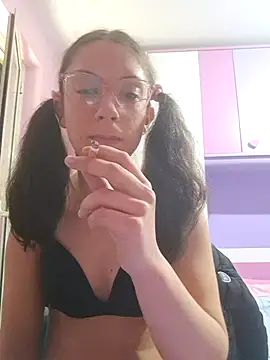 Snapshot of Vivianamado chatting on March 2026 11:05:02 AM Vivianamado online show from March 2026 11:05:02 AM