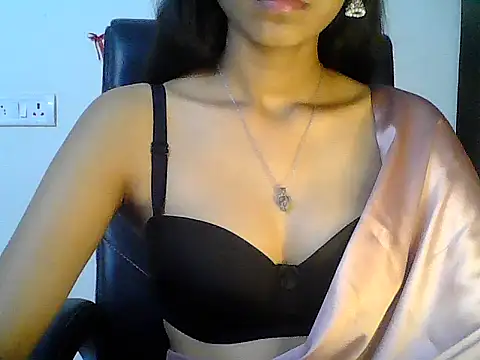Snapshot of Hot_Deepansi02 chatting on July 2026 03:03:01 PM Hot Deepansi02 online show from July 2026 03:03:01 PM