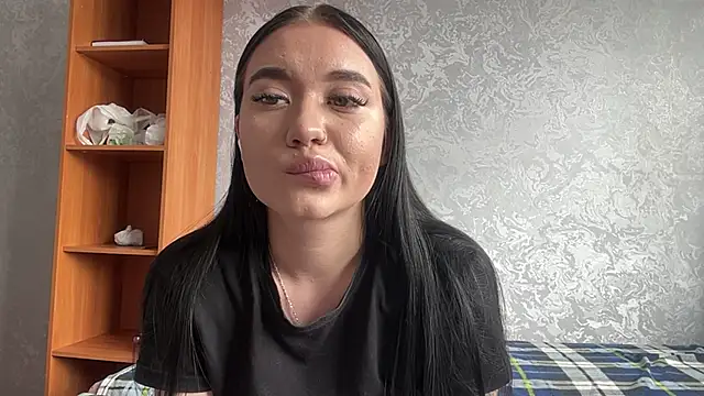 Sofi Funny online show from April 2026 04:17:01 AM