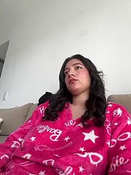 Snapshot of KittyFeet1 chatting on May 2026 06:24:02 PM KittyFeet1 online show from May 2026 06:24:02 PM