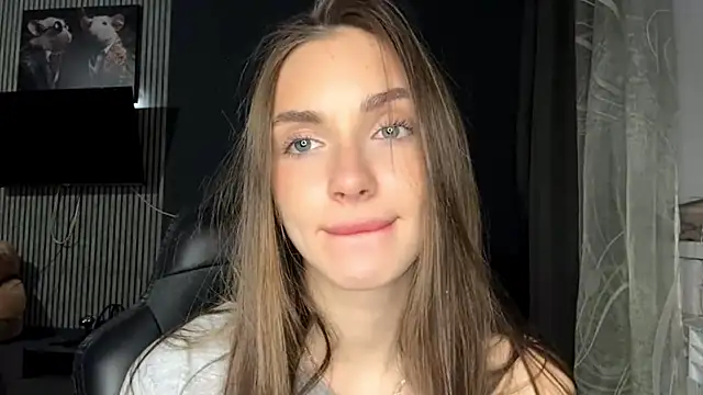 Veluxe online show from April 2026 06:09:02 PM