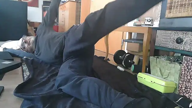 Thomate24 online show from March 2026 01:37:01 PM