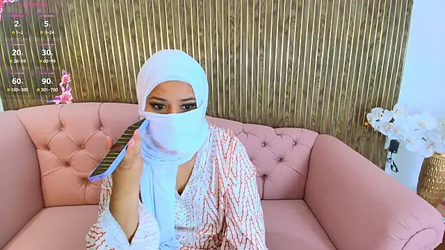 Aminaa Kaarim online show from March 2026 05:52:02 PM