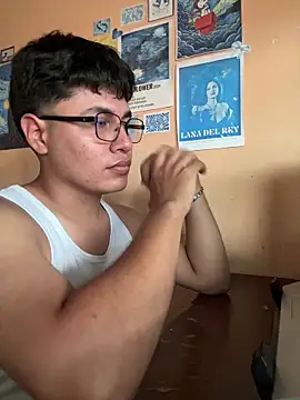 Erickckk online show from March 2026 08:02:02 PM