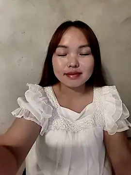 Mina xYx online show from April 2026 05:30:01 PM