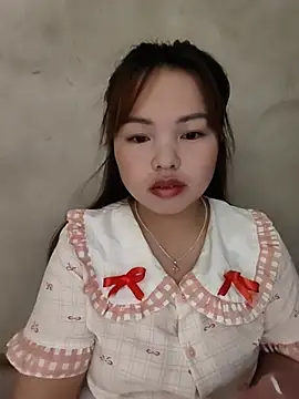 Snapshot of Mina_xYx chatting on July 2026 03:09:01 AM Mina xYx online show from July 2026 03:09:01 AM