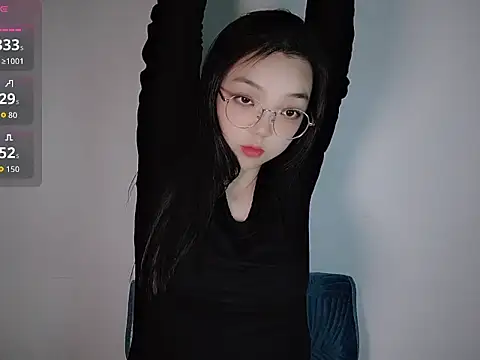 oblakitty  online show from March 2026 11:38:01 AM