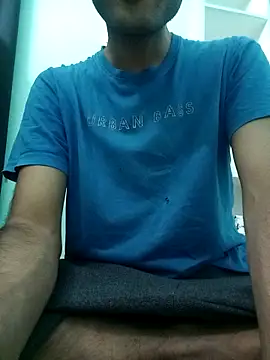 Itsyourboy2125 online show from March 2026 11:26:02 AM