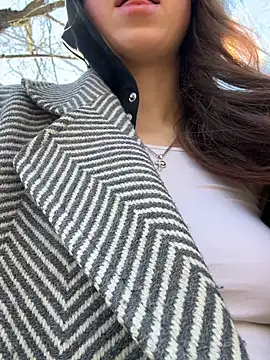 PurrLure online show from March 2026 11:04:01 AM