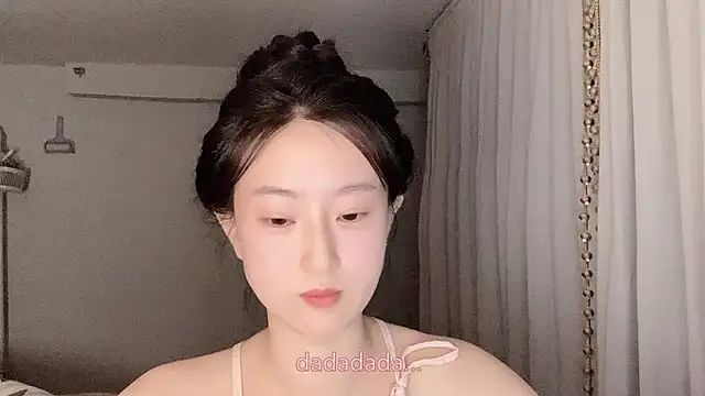 Snapshot of 1X-yiyi chatting on June 2026 03:06:02 PM 1X-yiyi online show from June 2026 03:06:02 PM