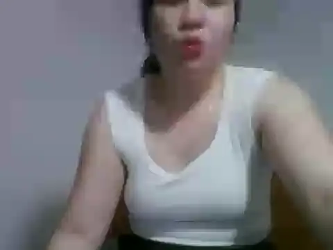 Snapshot of Tits28-2 chatting on May 2026 02:51:01 AM Tits28-2 online show from May 2026 02:51:01 AM