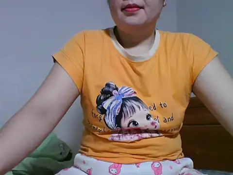 Snapshot of Tits28-2 chatting on May 2026 08:32:02 AM Tits28-2 online show from May 2026 08:32:02 AM