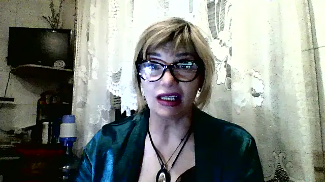 Lia Rayss online show from March 2026 09:18:02 PM