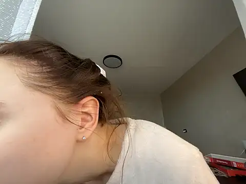 bimboiiii online show from August 2026 01:46:02 PM