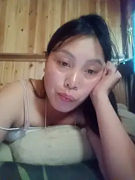 Snapshot of Abi-ni chatting on May 2026 01:02:04 AM Abi-ni online show from May 2026 01:02:04 AM
