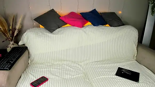 Nika Blaze online show from July 2026 12:57:01 AM