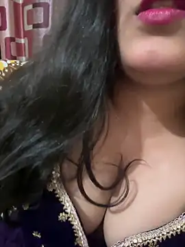 cutieNancy online show from March 2026 04:21:01 PM