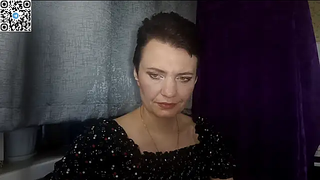 Snapshot of HotMamaQueen234 chatting on May 2026 07:34:02 PM HotMamaQueen234 online show from May 2026 07:34:02 PM