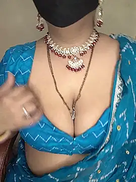 Snapshot of Miss_roohi chatting on May 2026 06:20:01 AM Miss roohi online show from May 2026 06:20:01 AM
