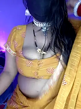 Snapshot of Miss_roohi chatting on June 2026 04:58:02 AM Miss roohi online show from June 2026 04:58:02 AM