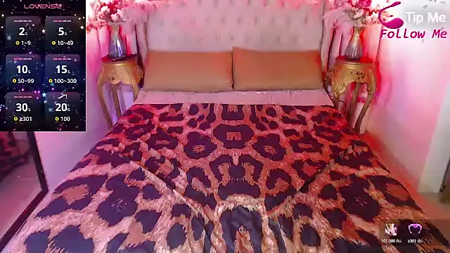 Snapshot of YourAsianGoddess chatting on November 2025 08:46:02 AM YourAsianGoddess online show from November 2025 08:46:02 AM