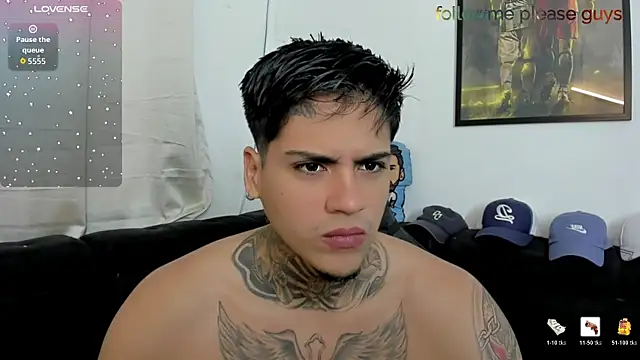 Snapshot of sweetlatinoboy chatting on May 2026 11:51:02 AM sweetlatinoboy online show from May 2026 11:51:02 AM