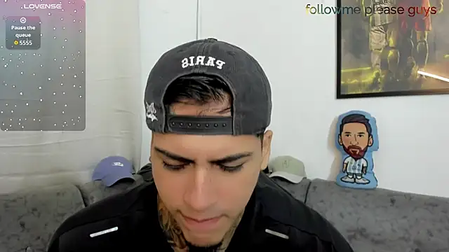 Snapshot of sweetlatinoboy chatting on June 2026 11:59:01 AM sweetlatinoboy online show from June 2026 11:59:01 AM