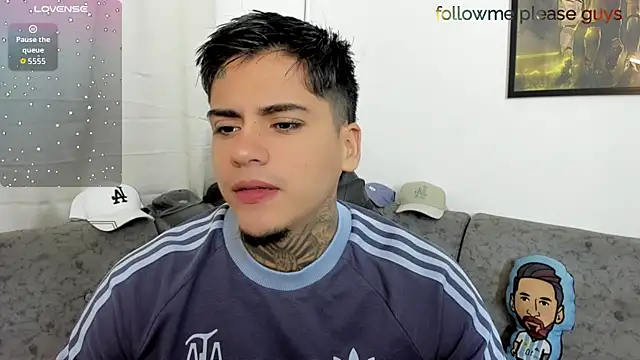 Snapshot of sweetlatinoboy chatting on July 2026 09:27:02 AM sweetlatinoboy online show from July 2026 09:27:02 AM