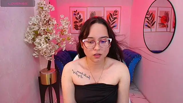 Snapshot of Shady_bug chatting on May 2026 09:03:02 AM Shady bug online show from May 2026 09:03:02 AM