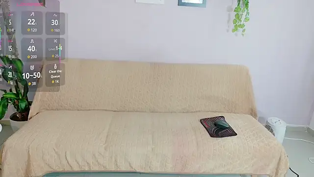 Snapshot of Zara_Fire chatting on June 2026 09:14:02 PM Zara Fire online show from June 2026 09:14:02 PM