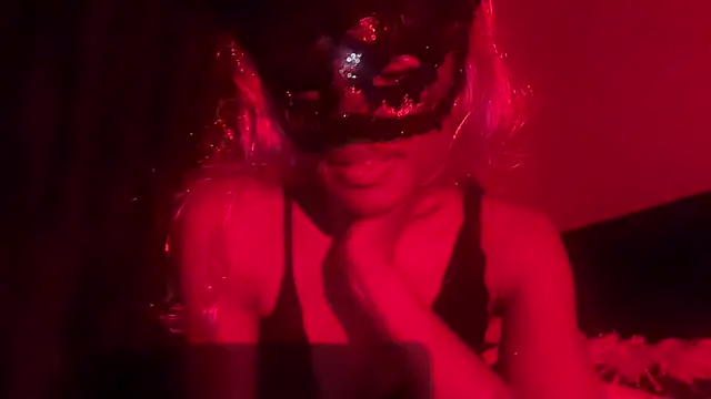 honeycoatedluv online show from March 2026 05:11:01 AM