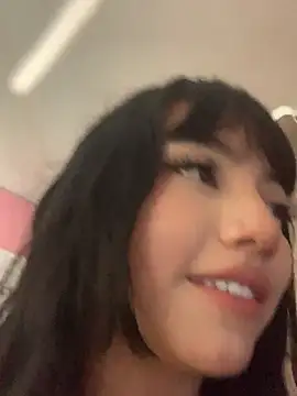 MayyBonita online show from June 2026 05:23:01 PM