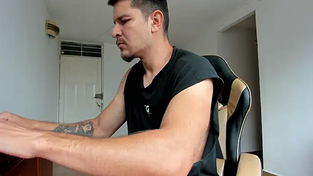 Snapshot of camilo_andres1 chatting on March 2026 12:27:02 PM camilo andres1 online show from March 2026 12:27:02 PM