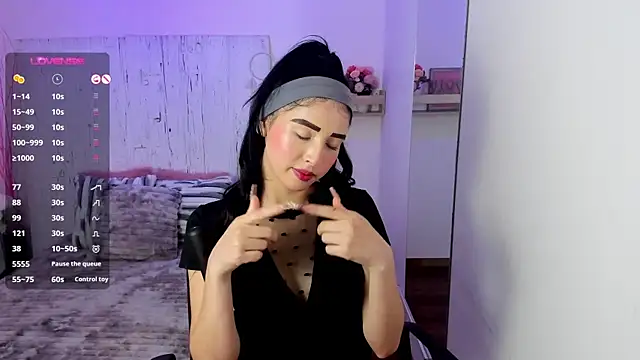 Snapshot of Melodi_velasquez chatting on August 2026 04:12:02 AM Melodi velasquez online show from August 2026 04:12:02 AM