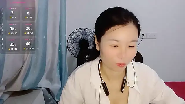 Snapshot of Lianzi-2026 chatting on June 2026 11:42:02 AM Lianzi-2026 online show from June 2026 11:42:02 AM