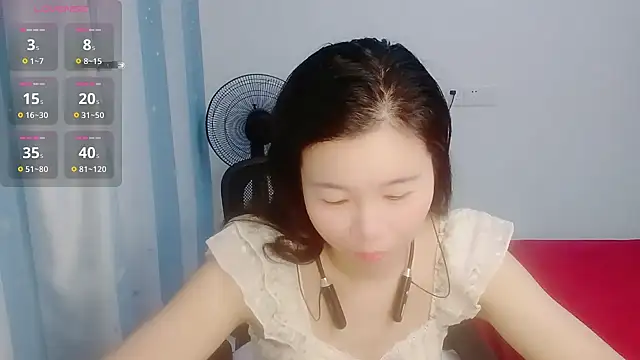 Snapshot of Lianzi-2026 chatting on June 2026 12:18:01 PM Lianzi-2026 online show from June 2026 12:18:01 PM
