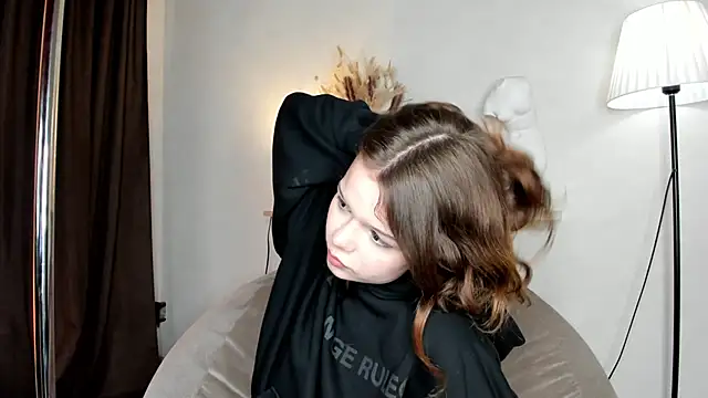 Jooany online show from March 2026 05:19:01 AM