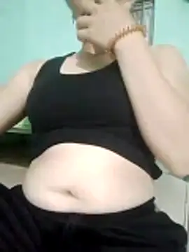 Snapshot of Phuongmyy chatting on May 2026 12:12:02 PM Phuongmyy online show from May 2026 12:12:02 PM
